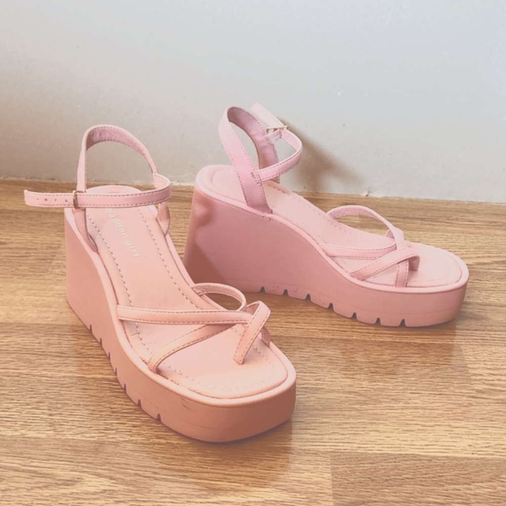Madden girl platform pink heels